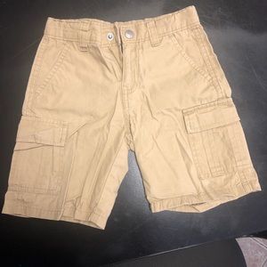 Beige Tommy Hilfiger 3Tcargo shorts worn only once